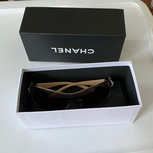 Channel vintage sun glasses